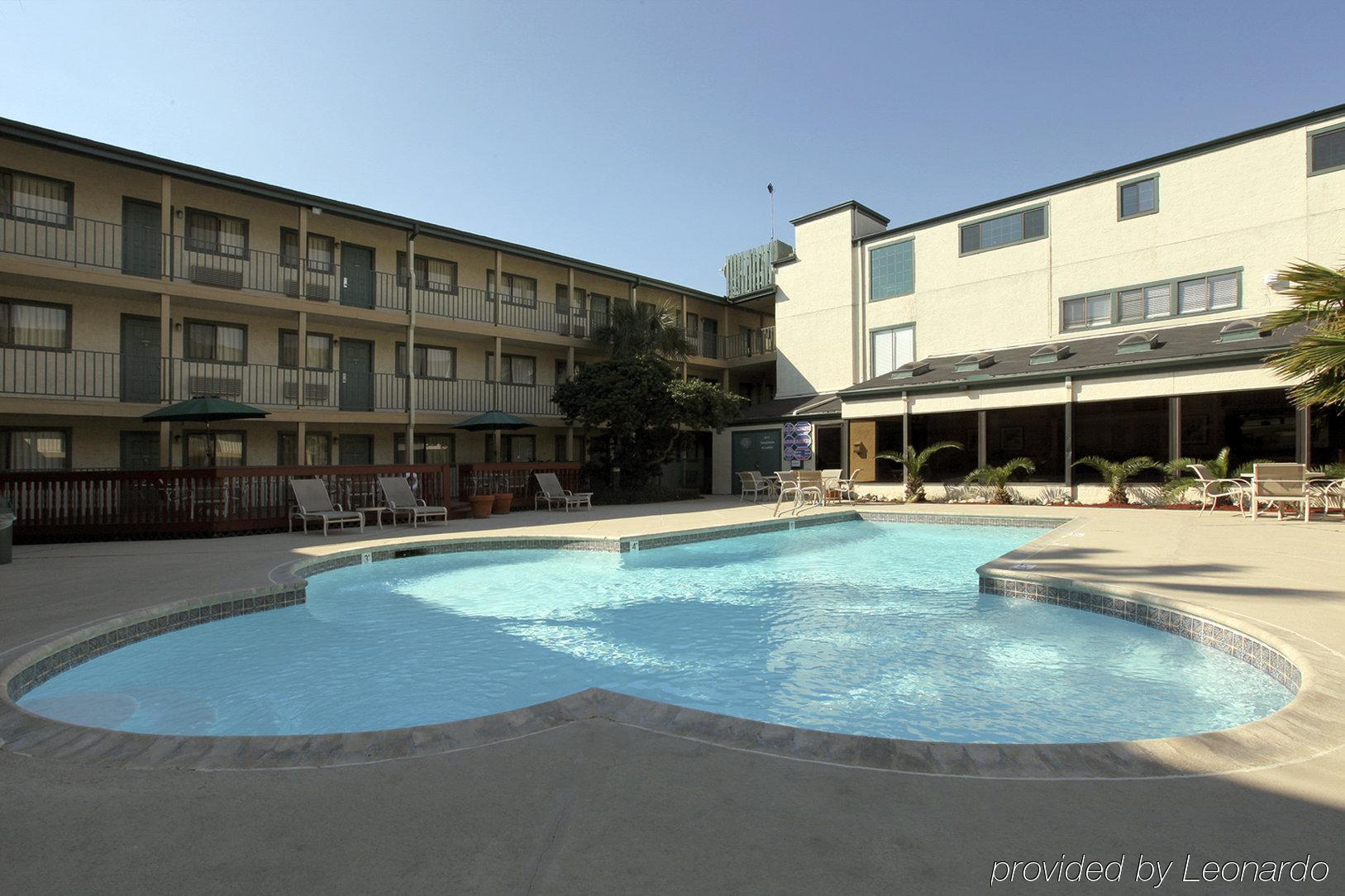 Amerihome Inn & Suites Houston Airport North Eksteriør bilde